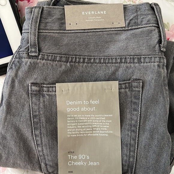 NWT Everlane 90’s Cheeky Jean in Grey sz 26 CROP - Picture 7 of 11